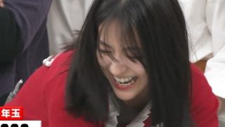 ラヴィット！田村真子アナがギリギリ胸チラサービスのアイキャッチ画像