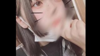 【裏垢女子】童顔美人お嬢さんが美乳丸出しムチムチ美ボディのヌード自撮りをSN……のアイキャッチ画像