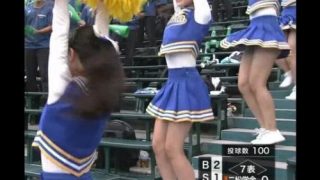 【パンチラ放送事故】TV中継がやらかし!甲子園球場のJKチアリーダーの美少女……のアイキャッチ画像
